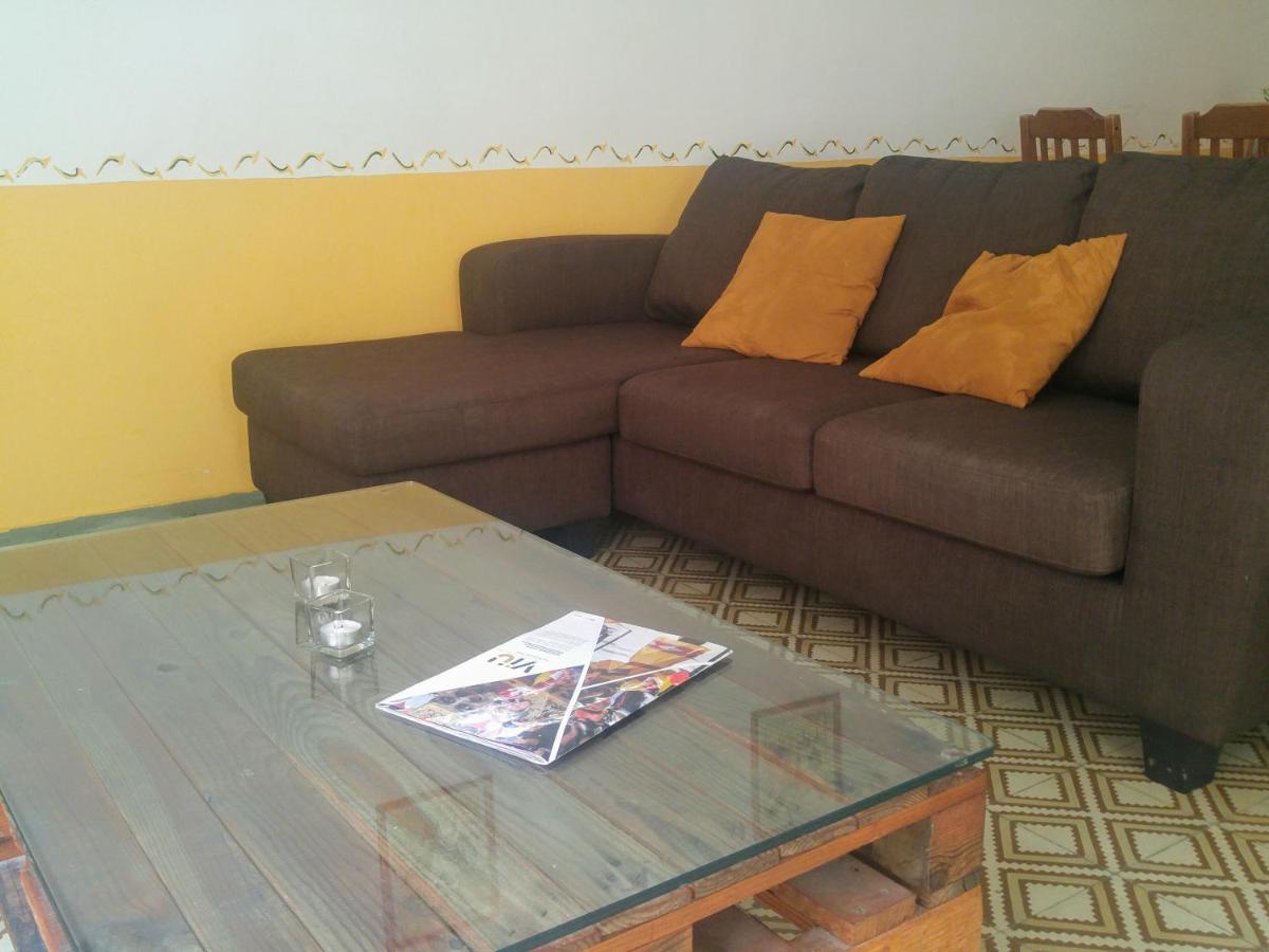 Apartamentos Saltarel-Lo Besalú Dış mekan fotoğraf